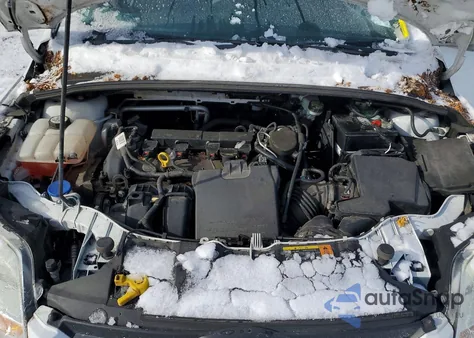 2014 Ford Focus Se z USA, uszkodzony, nr VIN 1FADP3F21EL257378